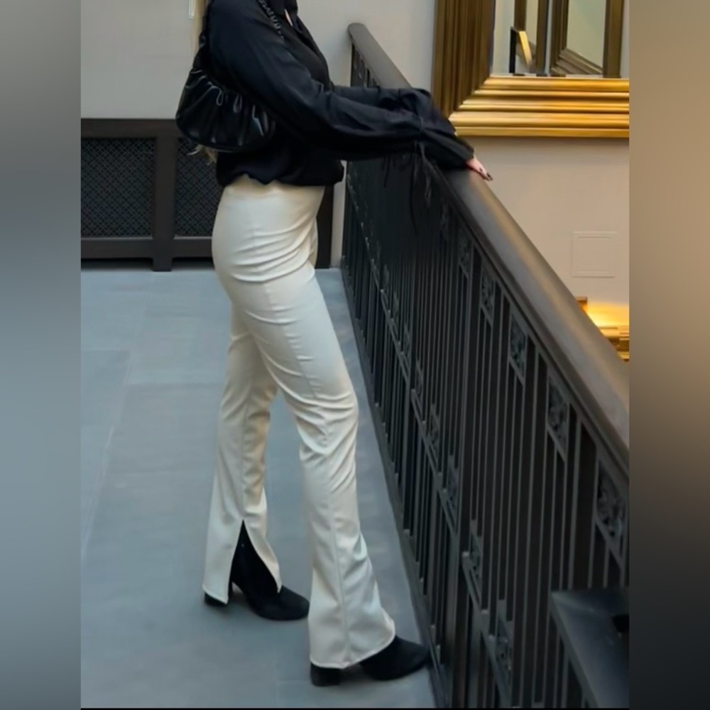 H&M Tiktok Viral Vegan Faux Leather Pull-on Flared Pants in Cream - Size 4 - Picture 15 of 16